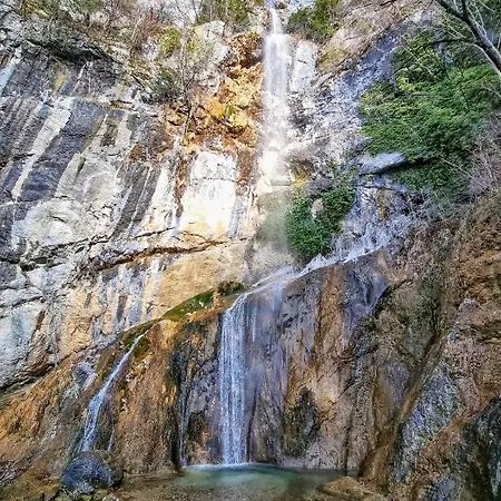 بيت للعطل Lastovka